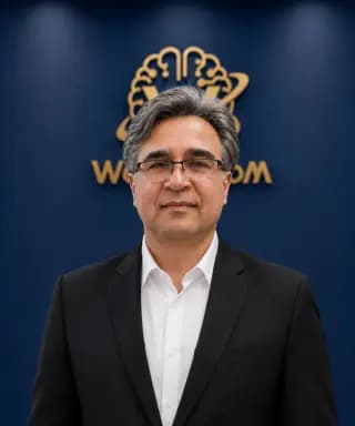 پرتره عضو تیم توسعه موبایل وبکام