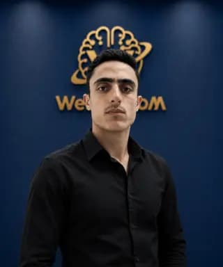 پرتره مهندس DevOps وبکام